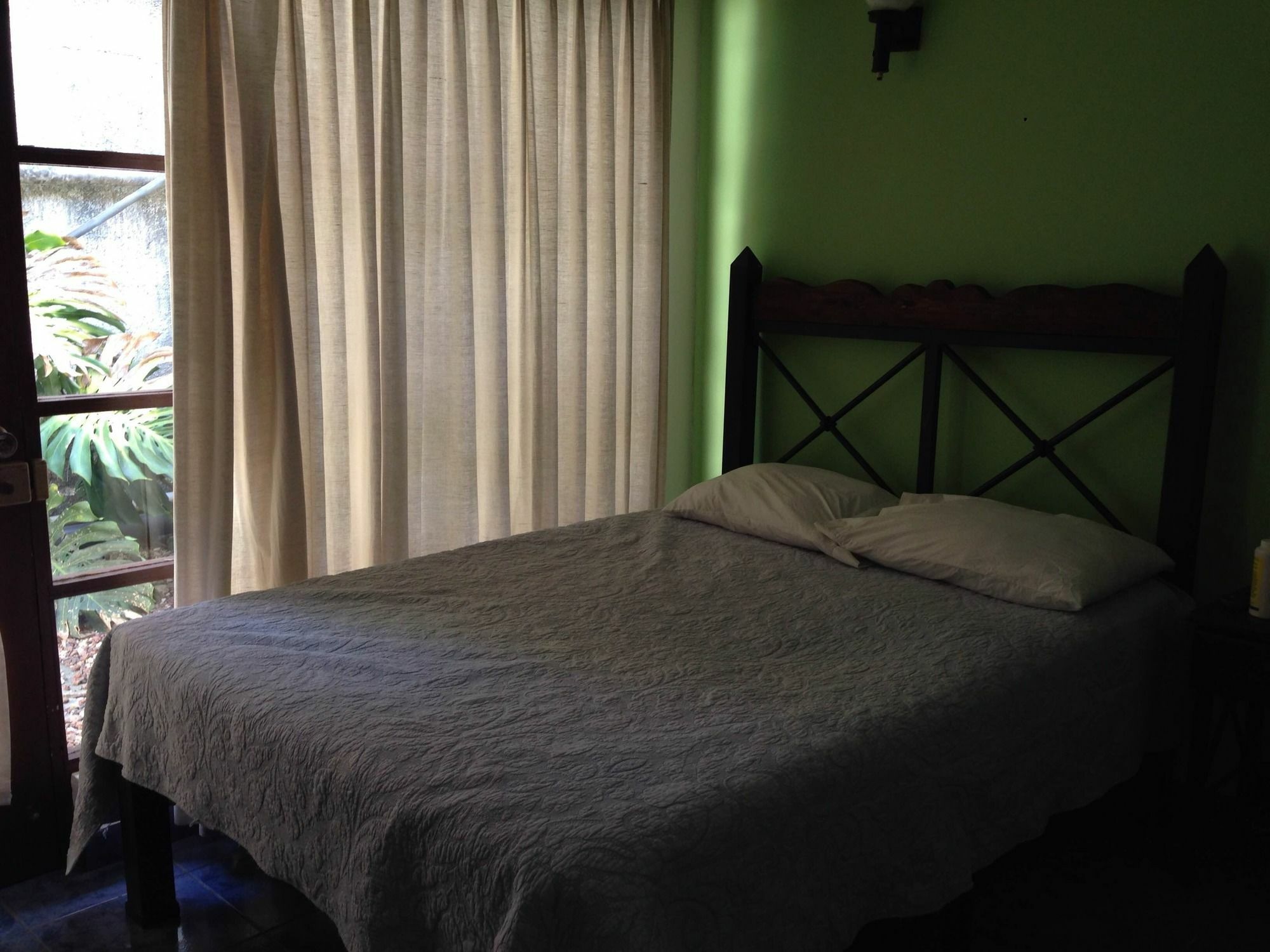 Apartotel Gaviotas Jaco Exterior photo